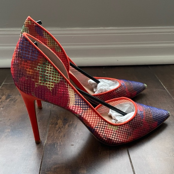 NEW- INC Kenjay Dorsay Colourful Pumps - Size 9 - Picture 9 of 10